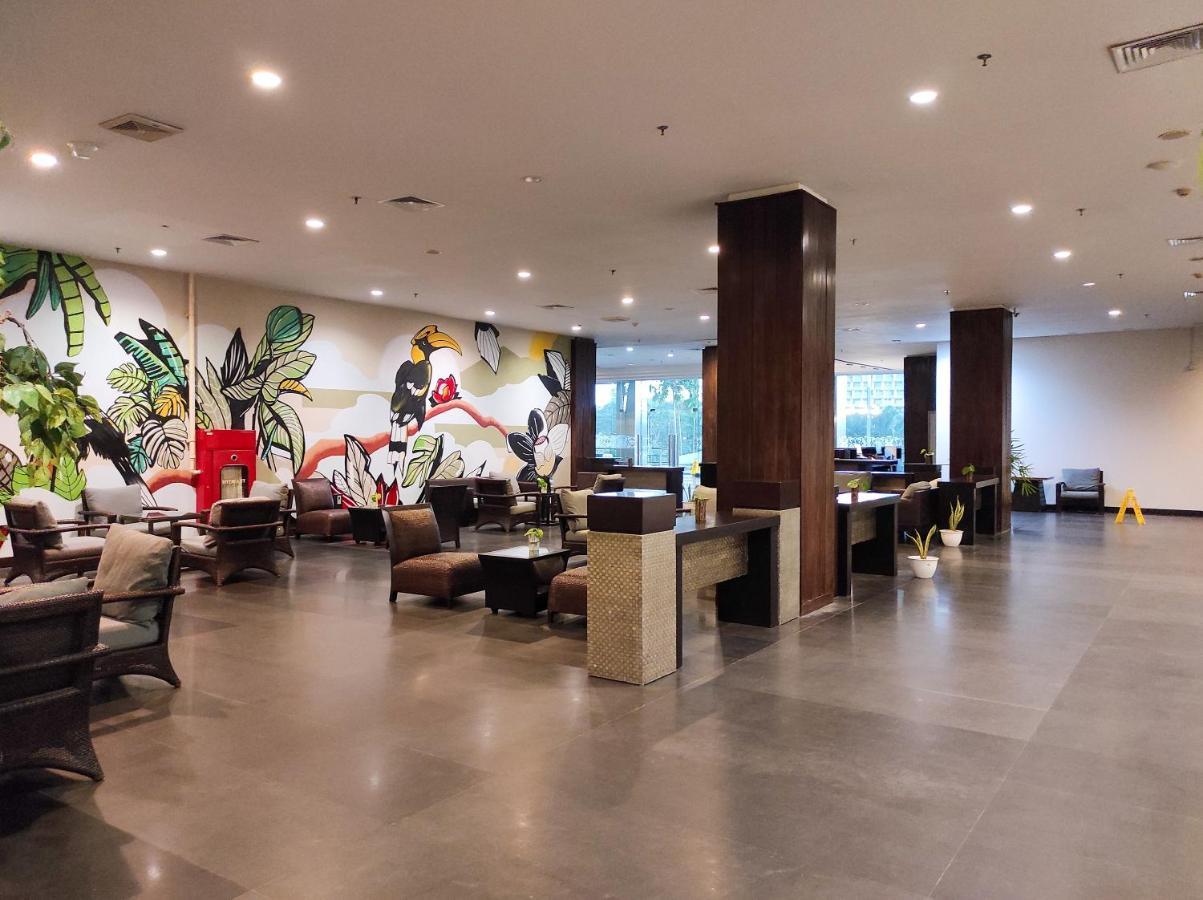 Hotel Horison Ultima Bandara Balikpapan Sepinggang Kecil Exterior foto